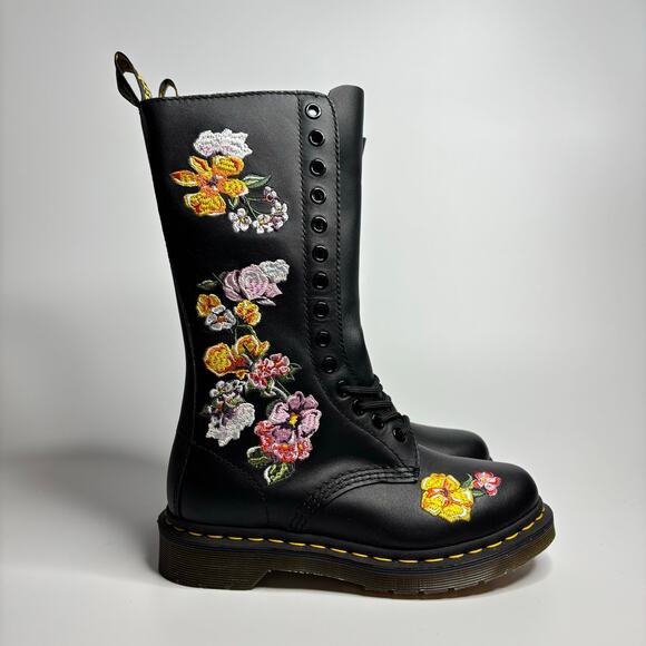 Dr. Martens 1914 Vonda II Originals Floral Combat Boots in Black Softy T - Picture 1 of 9
